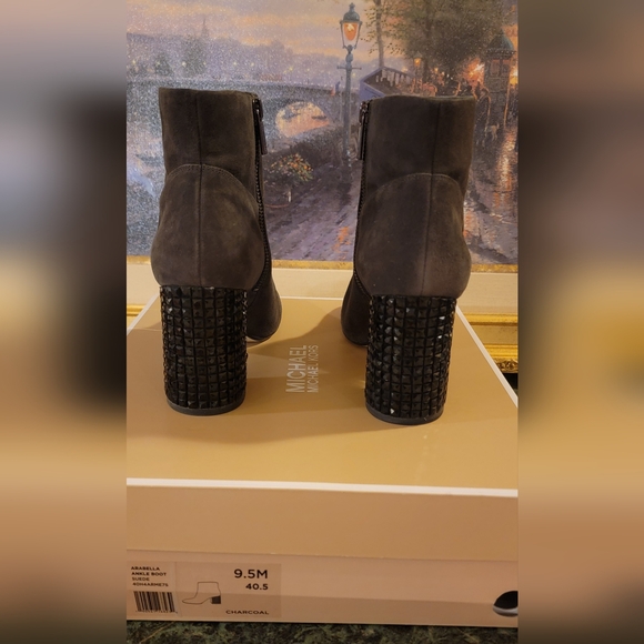 MICHAEL KORS GRAY SUEDE BOOTIE BLACK CRYSTAL HIGH HEEL BOOTS SIDE ZIPPER SZ 9.5 - Picture 9 of 11